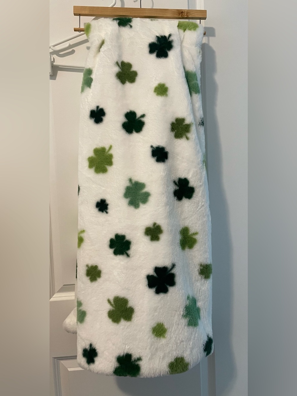 White Plush Throw with Green Clover Print